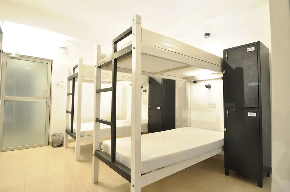 Clock Inn Dehiwala 0*, Дехивала-Маунт-Лавиния