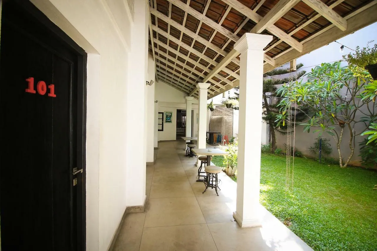 Hostel Clock Inn Dehiwala Sri Lanka